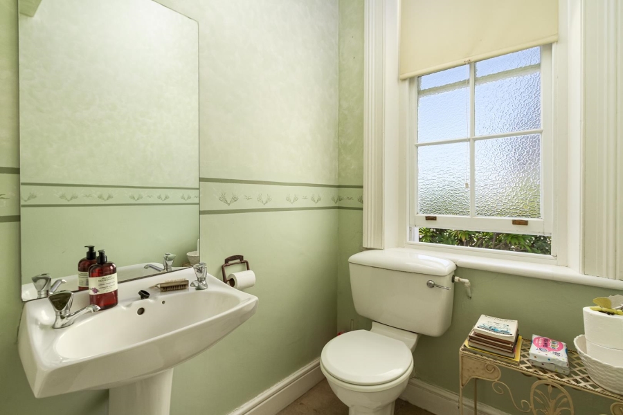 4 Bedroom Property for Sale in Bantry Bay Western Cape